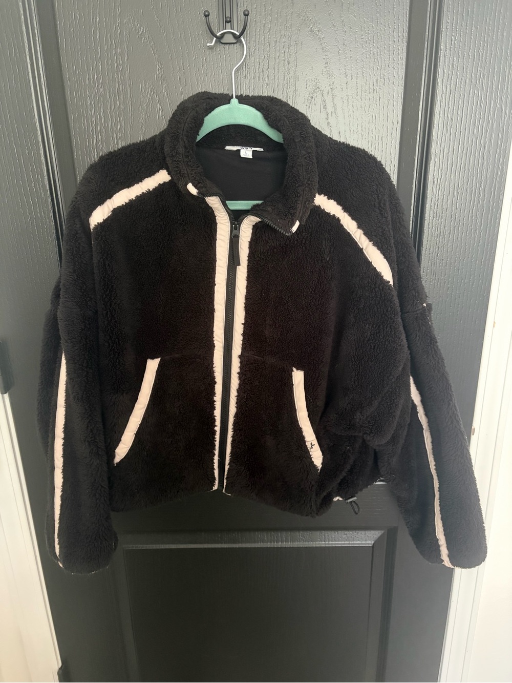 Joylab Black Sherpa Zip-Front Jacket with Cream Trim